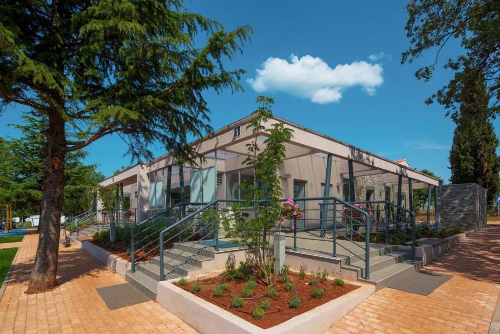 Easyatent Safari Tent Park Umag Exterior foto